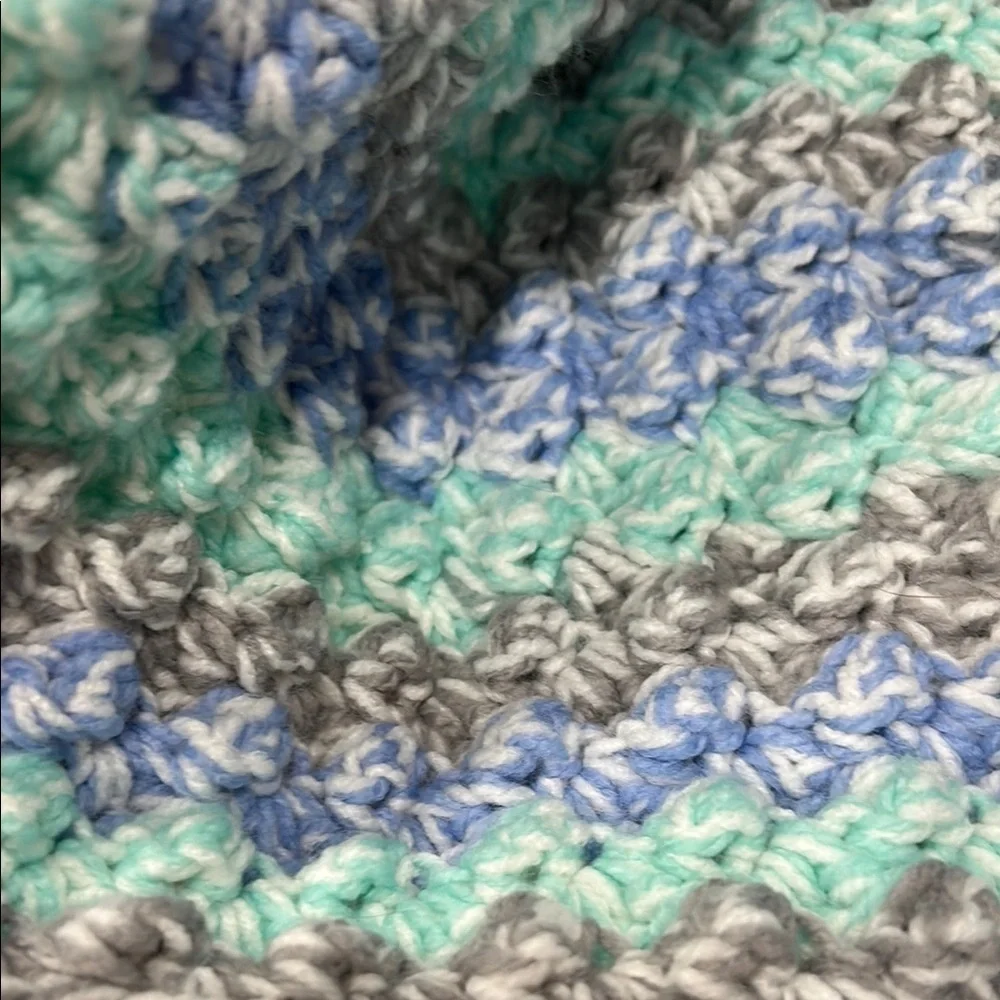 Handmade Crochet Baby Sweater with Booties… Granny Stitch Pattern